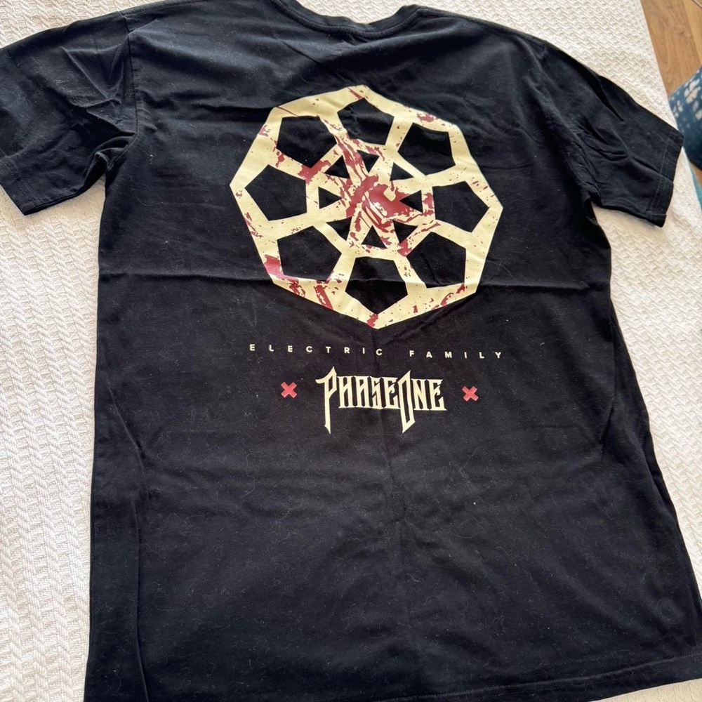 Large Black Phase One DJ Electric Family Graphic Tee Shirt